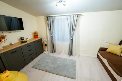Al treilea dormitor, cu canapea extensibilă